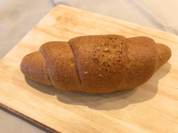くるみクリームチーズwithパルメザンロール