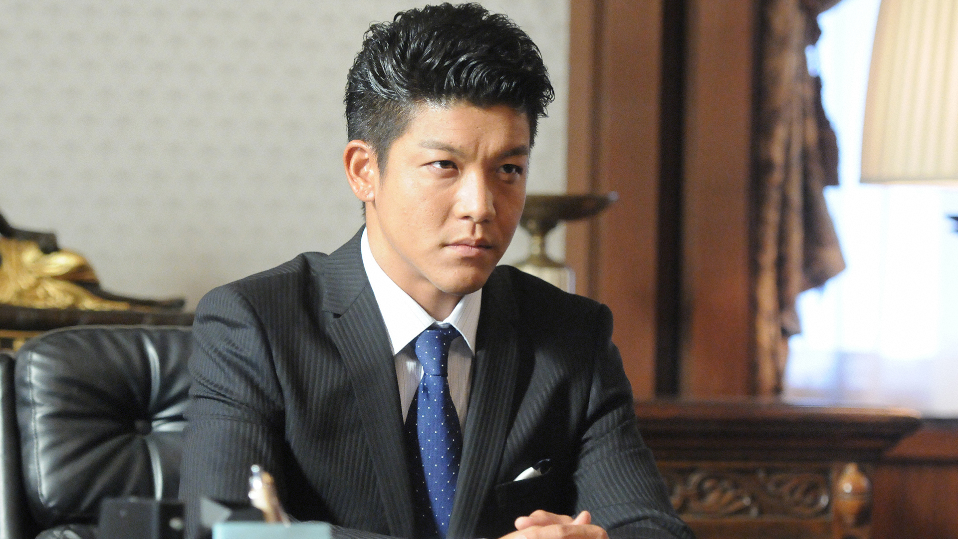 半沢直樹のバナー