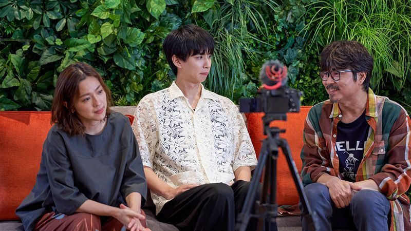 こんばんは、朝山家です。のバナー