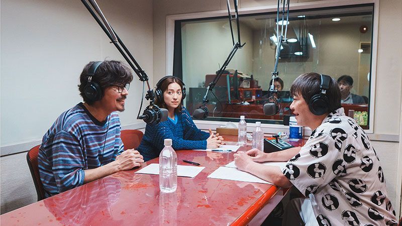 こんばんは、朝山家です。のバナー