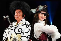 【劇団☆新感線】U-NEXTでゲキ×シネ人気作『薔薇とサムライ2ー海賊女王の帰還ー』を独占配信中！シリーズ前作『薔薇とサムライ』も期間限定で見放題配信